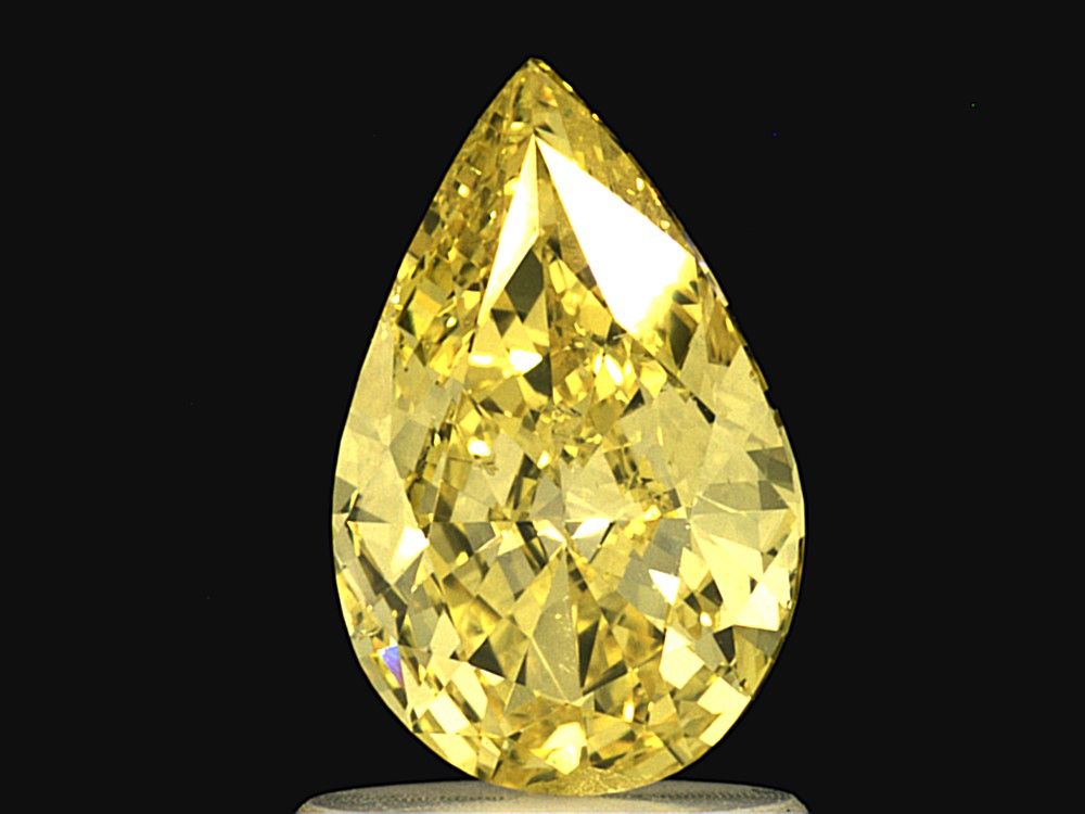 1.00 ct, Fancy Vivid Yellow, SI1, GIA